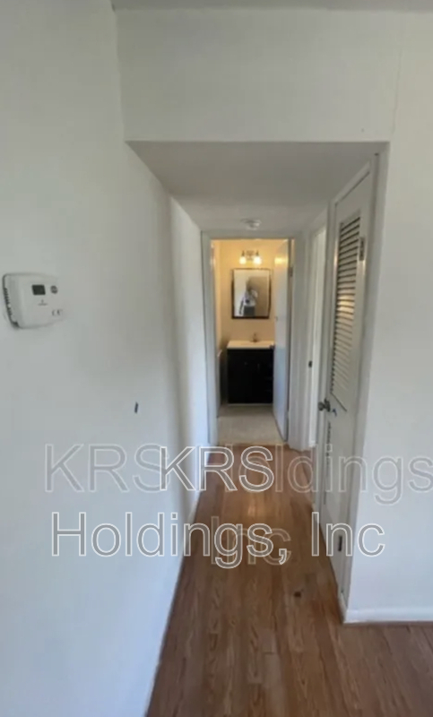 776 W OCEANVIEW AVE