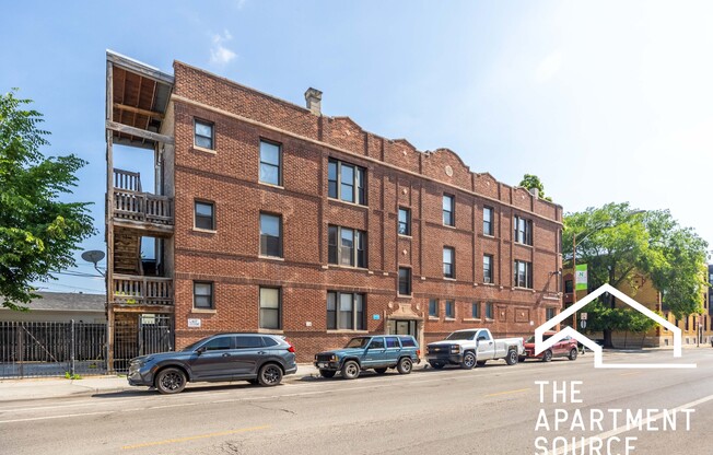 2842 W AUGUSTA