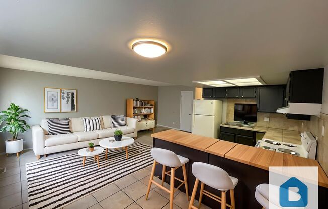 918-922 Teal Ct.