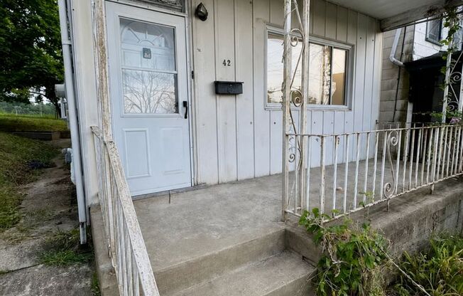Charming 3 Bed 1 Bath Home! Recently Updated!