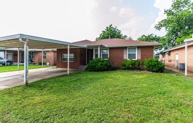 Beautifully Remodeled 3-Bedroom Home Near I-240