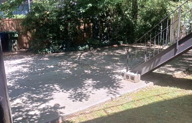 996 Amsterdam Avenue