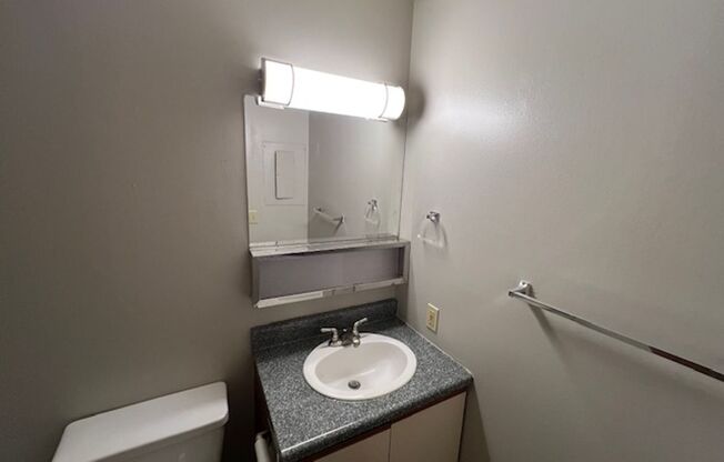 Studio, 1 bath, 650 sqft, $775, Unit 602