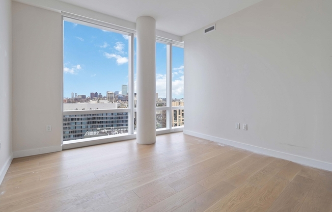 2 beds, 2 baths, 1,515 sqft, $7,900, Unit 20J