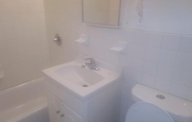 386 MILLER AVE