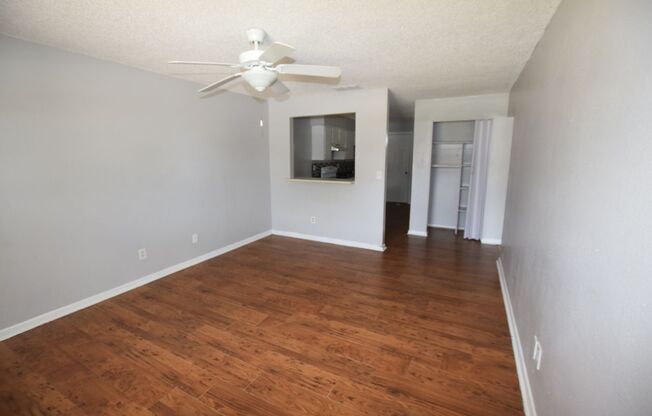 2 beds, 1 bath, $1,200