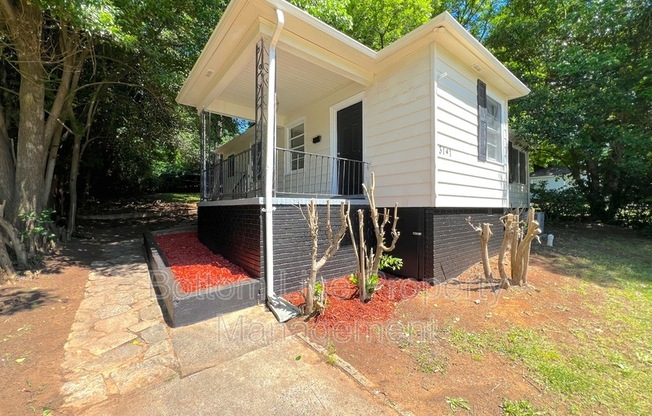 3141 COLUMBUS CIR