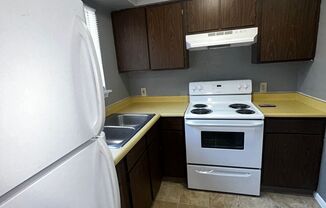 1 bed, 1 bath, 600 sqft, $700, Unit Unit 208