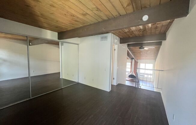 1 bed, 1 bath, 700 sqft, $2,595, Unit 17