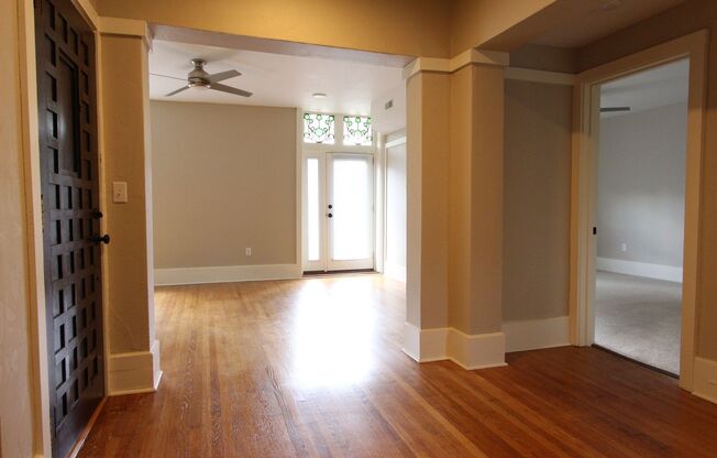 Linwood Apartments