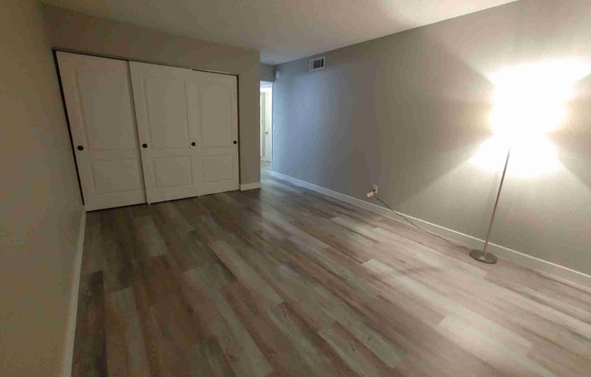 705 CTR ST