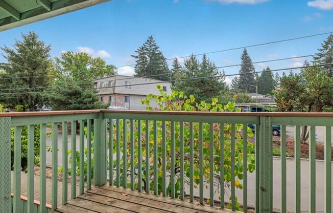 2 beds, 1 bath, 850 sqft, $1,500, Unit 16