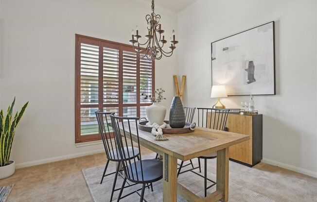 Red Oaks Subdivision / 5 bedrooms, 4 bathrooms / Leander ISD