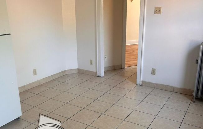 1 bed, 1 bath, $1,200