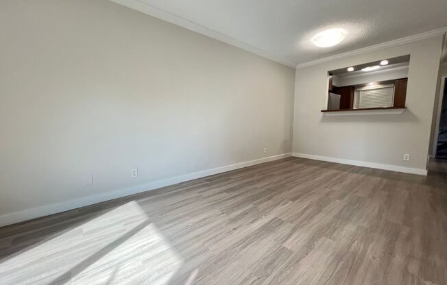 2 beds, 1 bath, 856 sqft, $1,660, Unit WIL-110