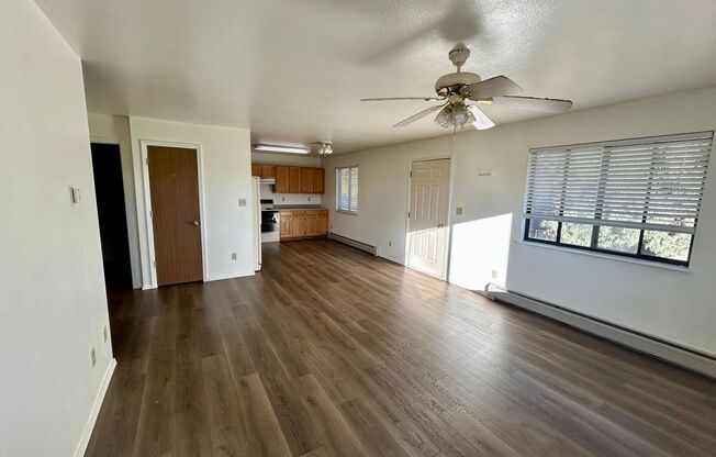 2 Bedroom / 1 Bath Apartment In Bayfield