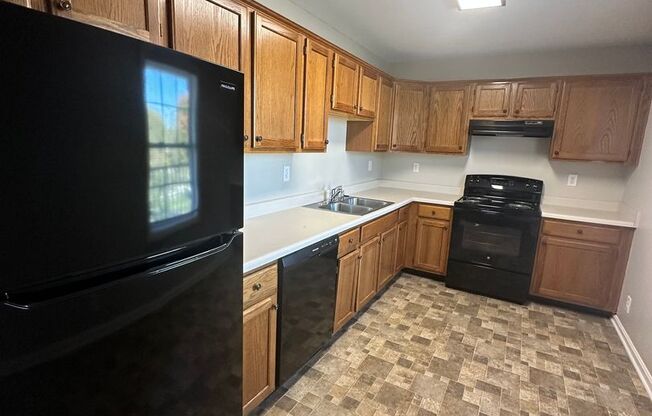 2 beds, 2 baths, 1,075 sqft, $1,175, Unit 7