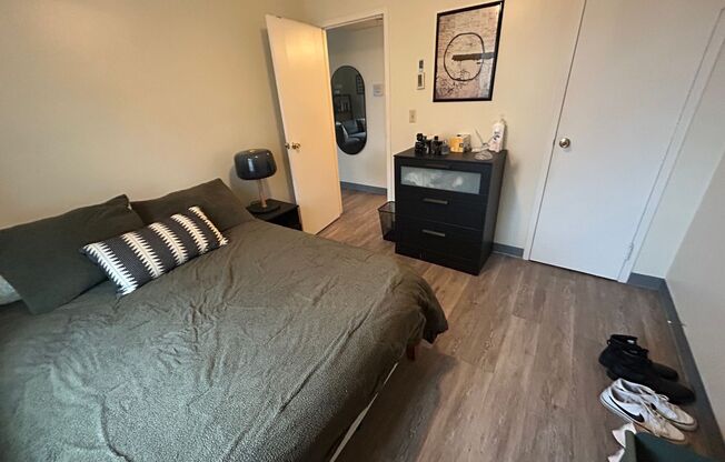 1 bed, 1 bath, $895, Unit 613
