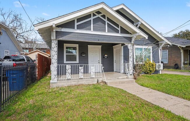 Updated duplex offering a bright and functional layout with modern finishes throughout.