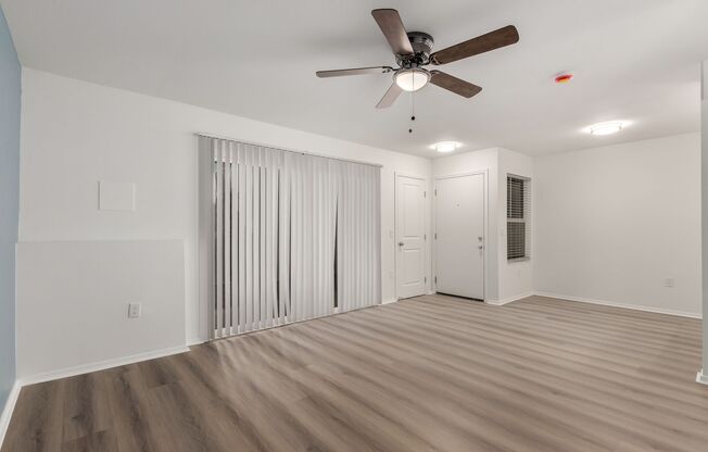 1 bed, 1 bath, 680 sqft, $1,200, Unit 307