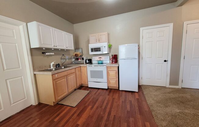 1 bed, 1 bath, $1,700