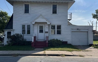 633 STARR AVE