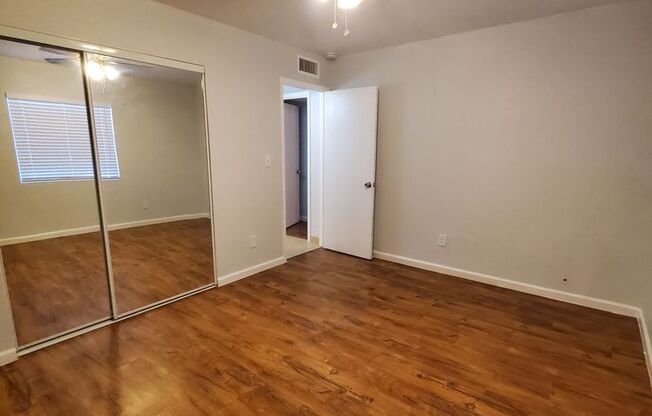 2 beds, 1 bath, $1,550, Unit 05