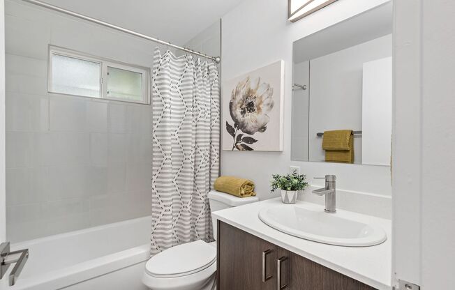 2 beds, 1 bath, 716 sqft, $1,695, Unit 14