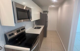 2 beds, 1 bath, 550 sqft, $1,995, Unit 821-203