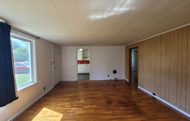 Charming 2 bed 1 bath