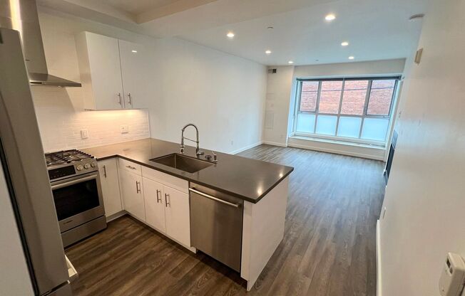 1 bed, 1 bath, 550 sqft, $2,750, Unit 02