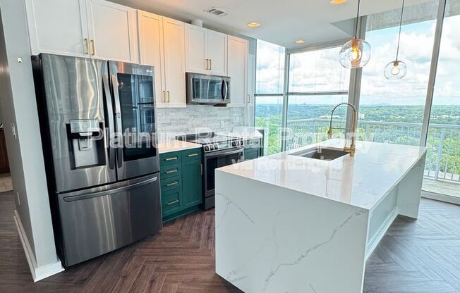 855 Peachtree Street NE