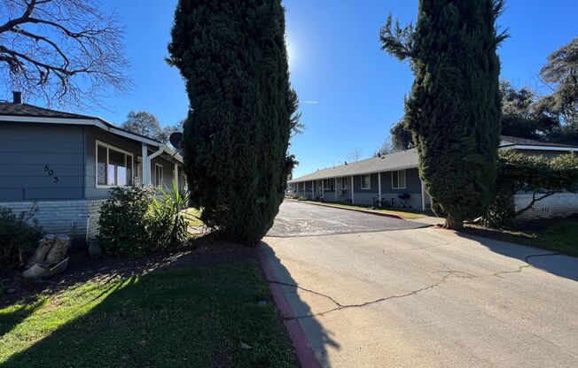 Pomona Avenue 501/503 - CM