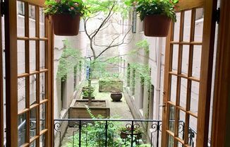 Studio, 1 bath, 620 sqft, $1,399, Unit 504