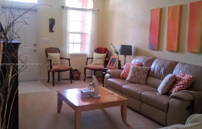 4439 REGAL CT