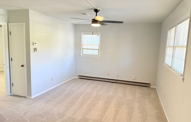 1 bed, 1 bath, 450 sqft, $1,050