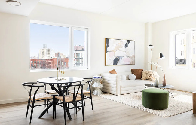 1 bed, 1 bath, $3,589, Unit 303