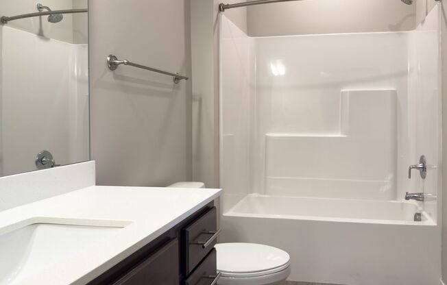 2 beds, 2 baths, 983 sqft, $1,800, Unit 3 - 106