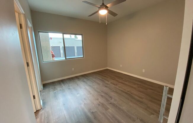 1 Bedroom/1 Bathroom w/Garage - Downtown Condo