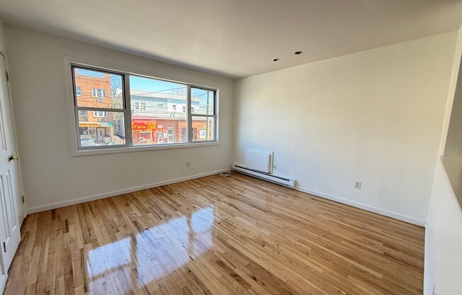 20 11 COLLEGE PT BLVD