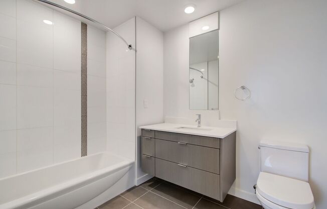 Studio, 1 bath, 430 sqft, $1,850, Unit 812