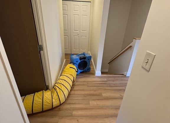 3 beds, 2 baths, 1,198 sqft, $4,400, Unit 34