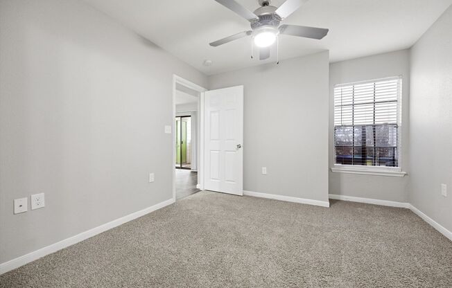 2 beds, 2 baths, 800 sqft, $1,595, Unit 5104