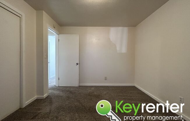 4 beds, 1 bath, $2,400