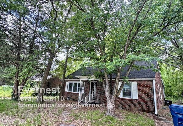 2325 BROWNS ML RD SE