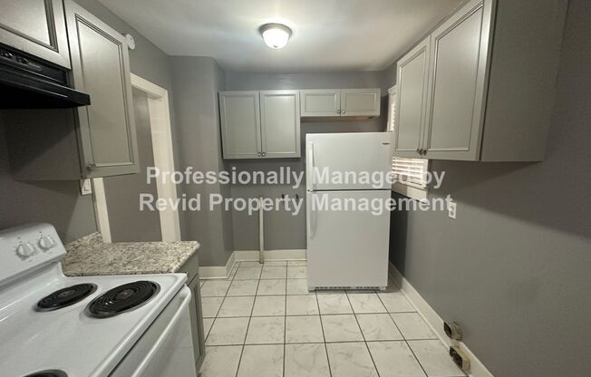 2 beds, 1 bath, $895