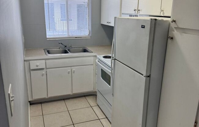 1 bed, 1 bath, $1,350, Unit Unit 7