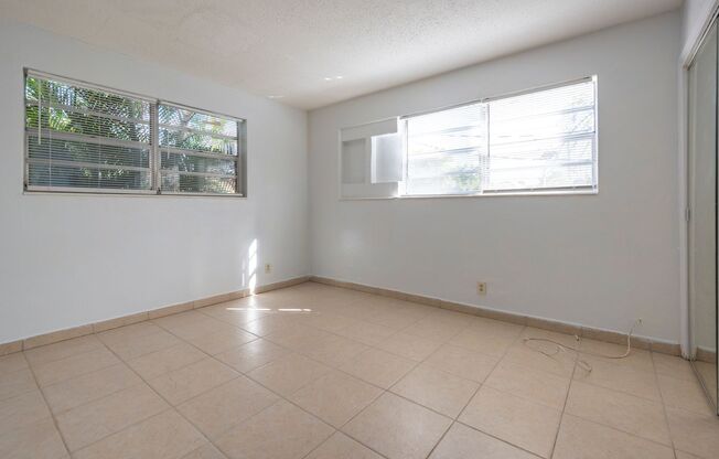 1 bed, 1 bath, 700 sqft, $1,450, Unit 5