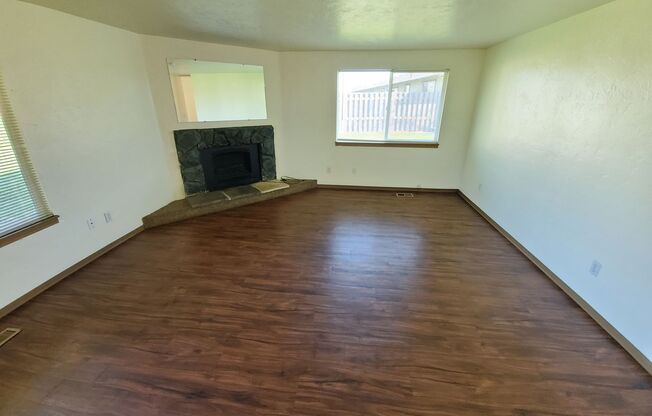 Amanda Lane Duplexes
