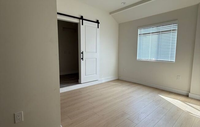 3215 W 18th